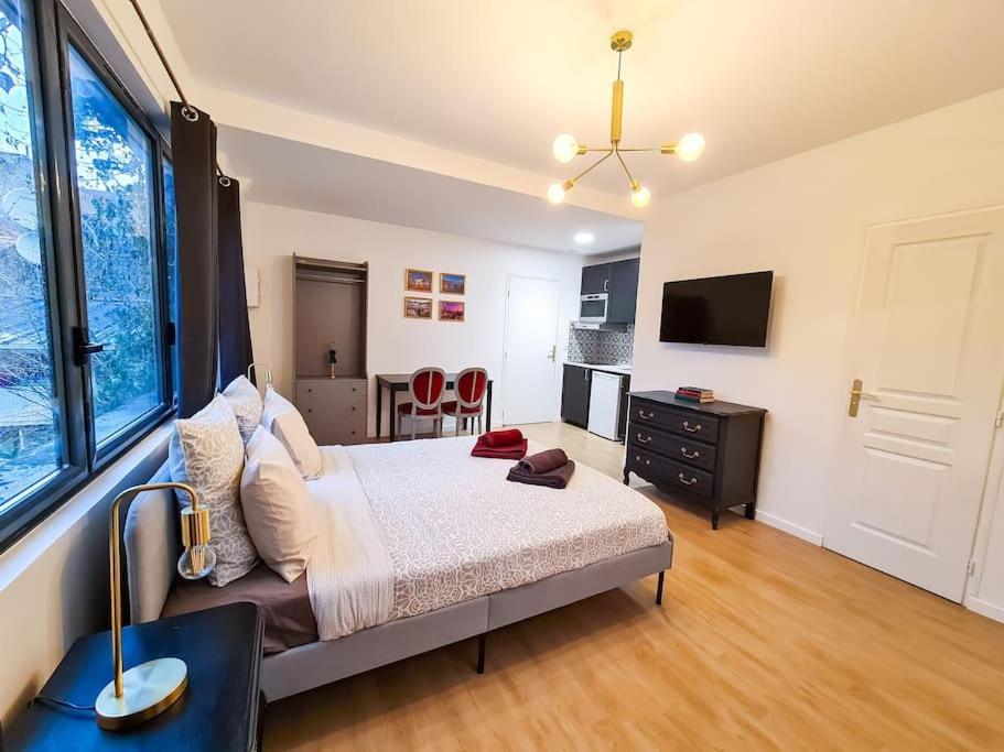 Atelier Casanova Apartman Vitry-sur-Seine Kültér fotó